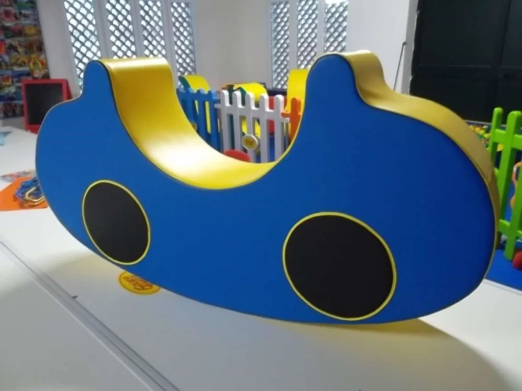 area baby dondolo coupe f4 mostra