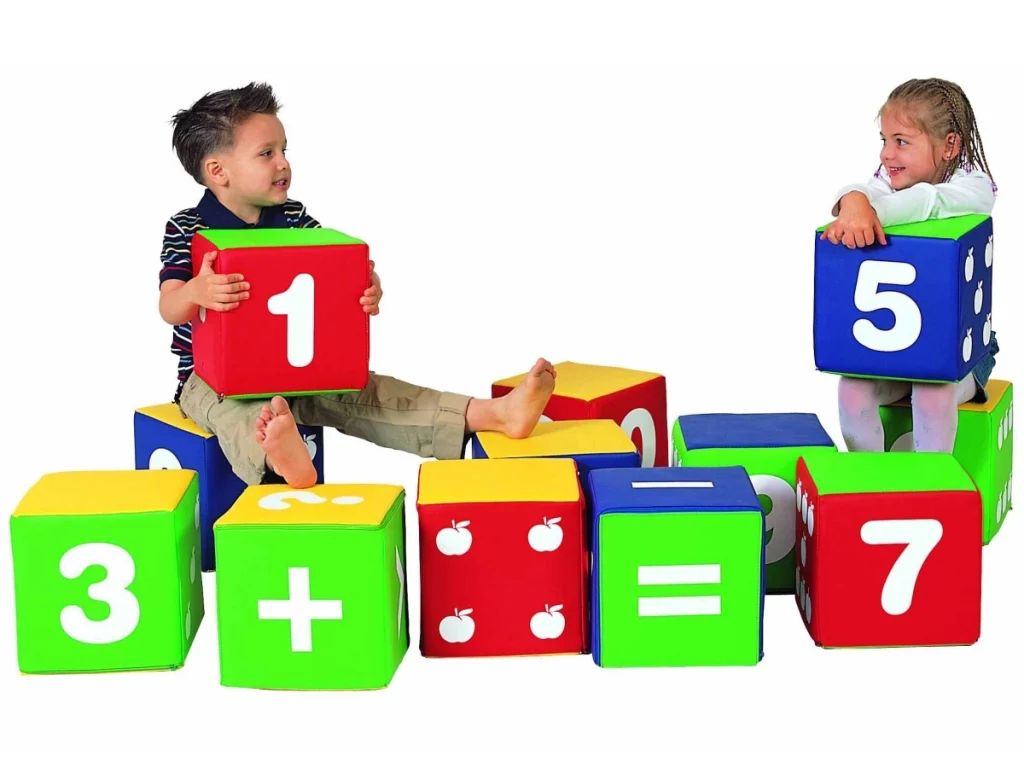 area baby set 12 grandi cubi didattici morbidi f1