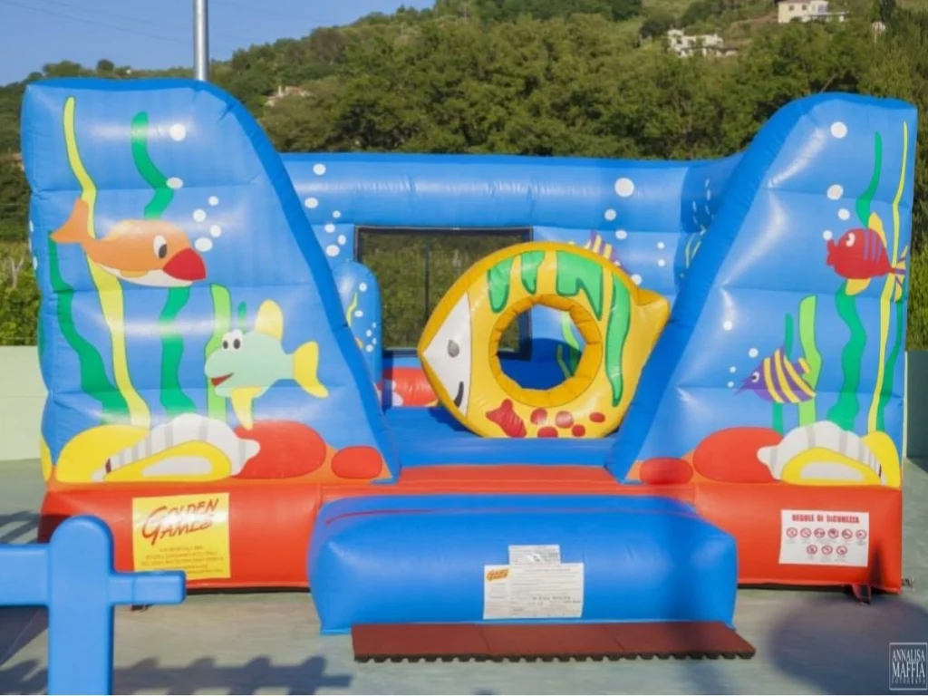 gioco gonfiabile salta salta seaworld bouncer f1 campeggio