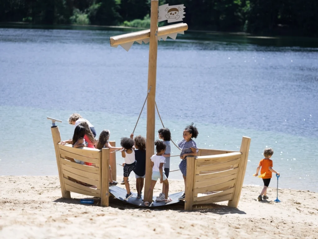 gioco in legno robinia 0110 f1 campeggio