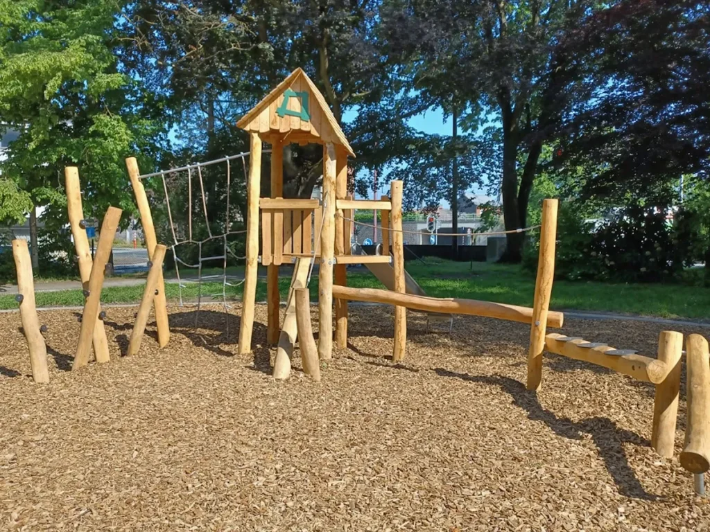 gioco in legno robinia 0400 f2 parco giochi
