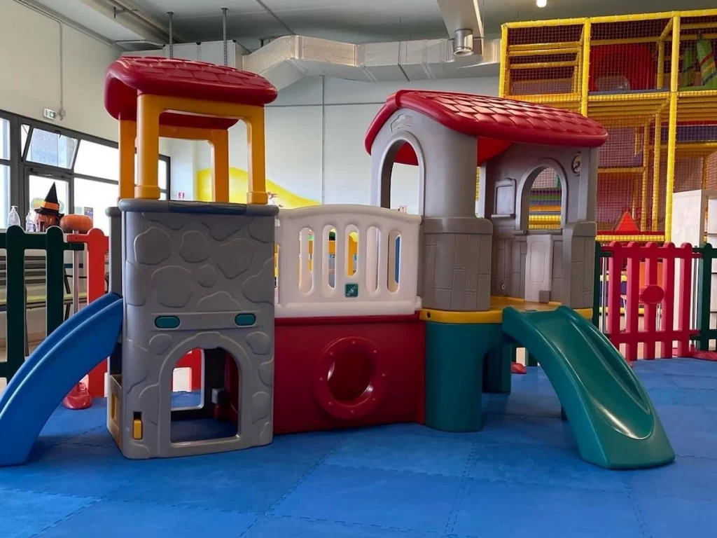 gioco per giardino altalena e scivolo rifugio avventura f3 fiera