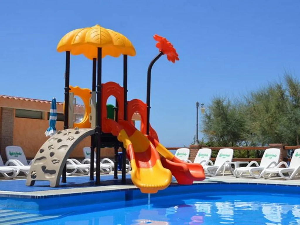 playground per esterno fantacastello sunny flower f7 piscina villaggio turistico