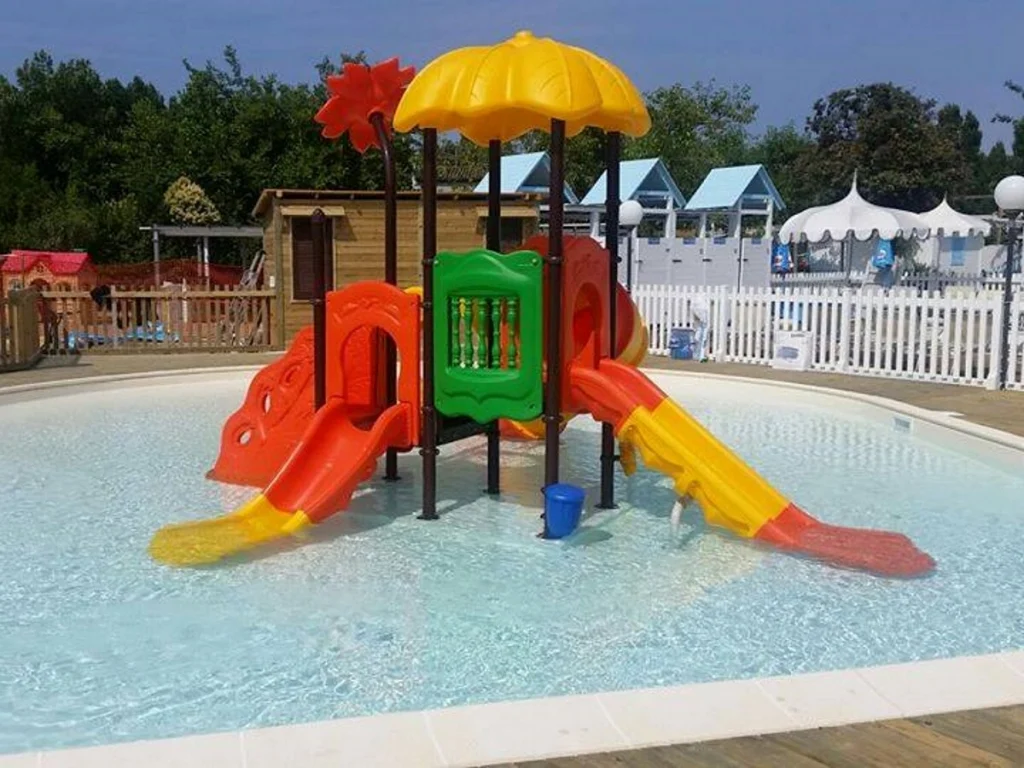playground per esterno fantacastello sunny flower tube f3 villaggio turistico