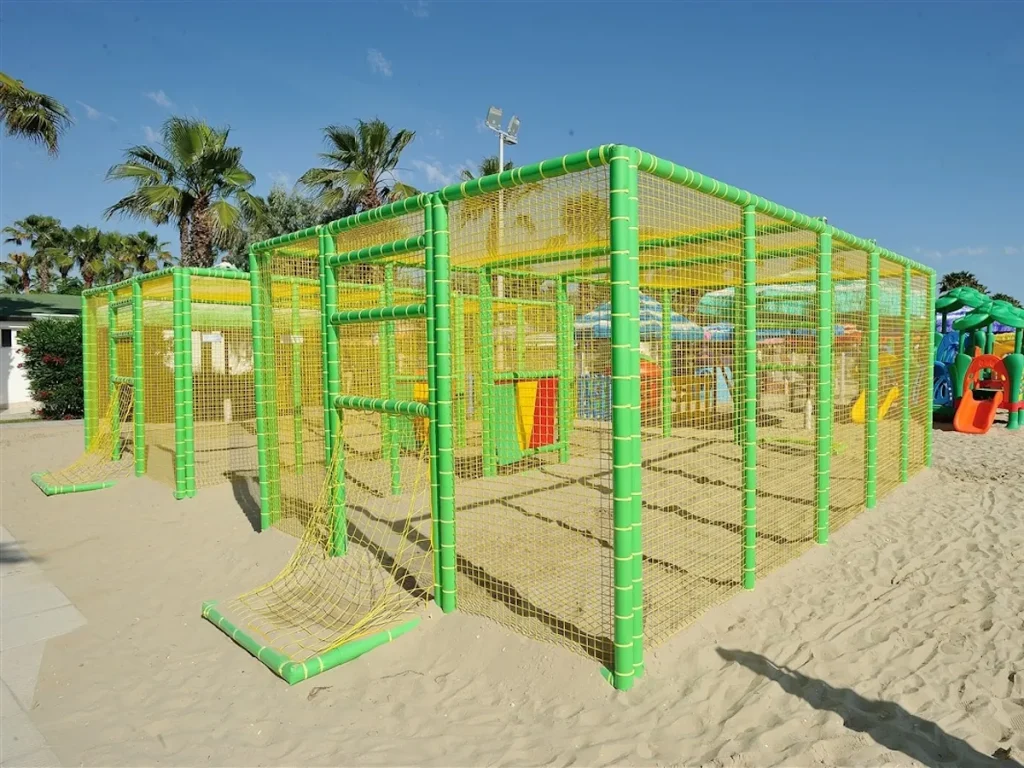 playground per interno arena multisport f13 stabilimento balneare