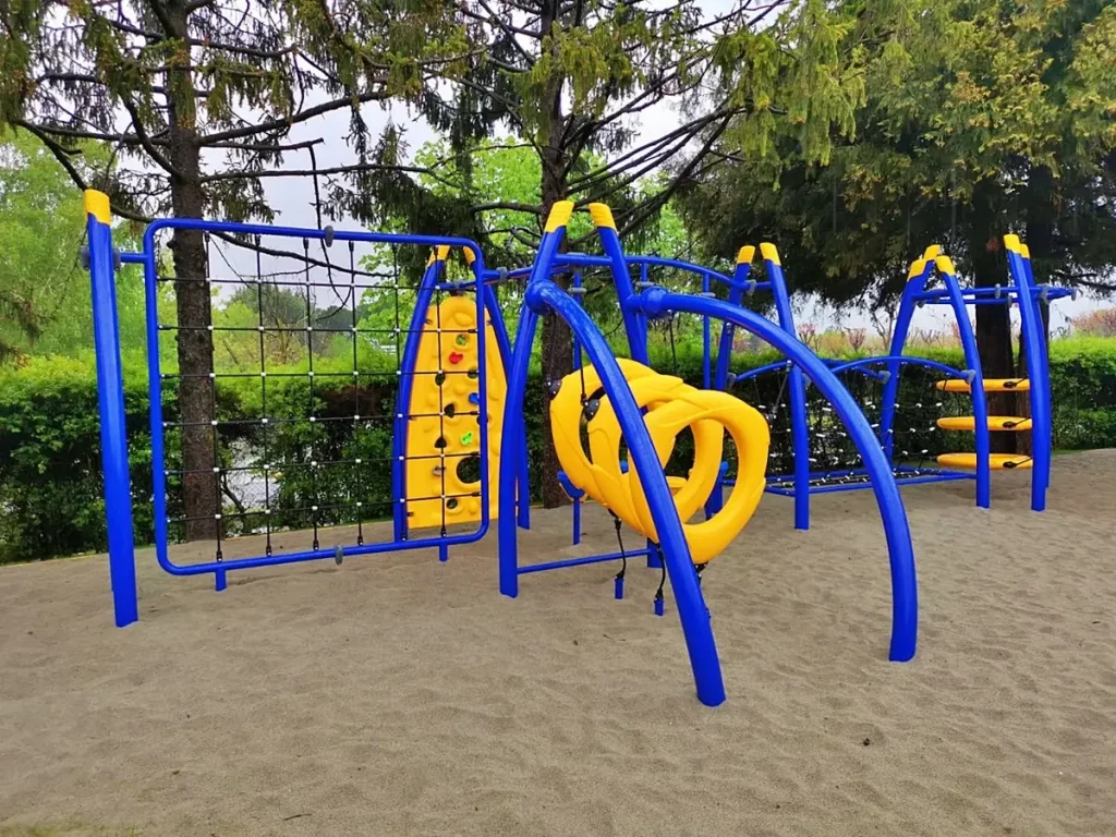 struttura di arrampicata sport and play 201 f8 villaggio turistico
