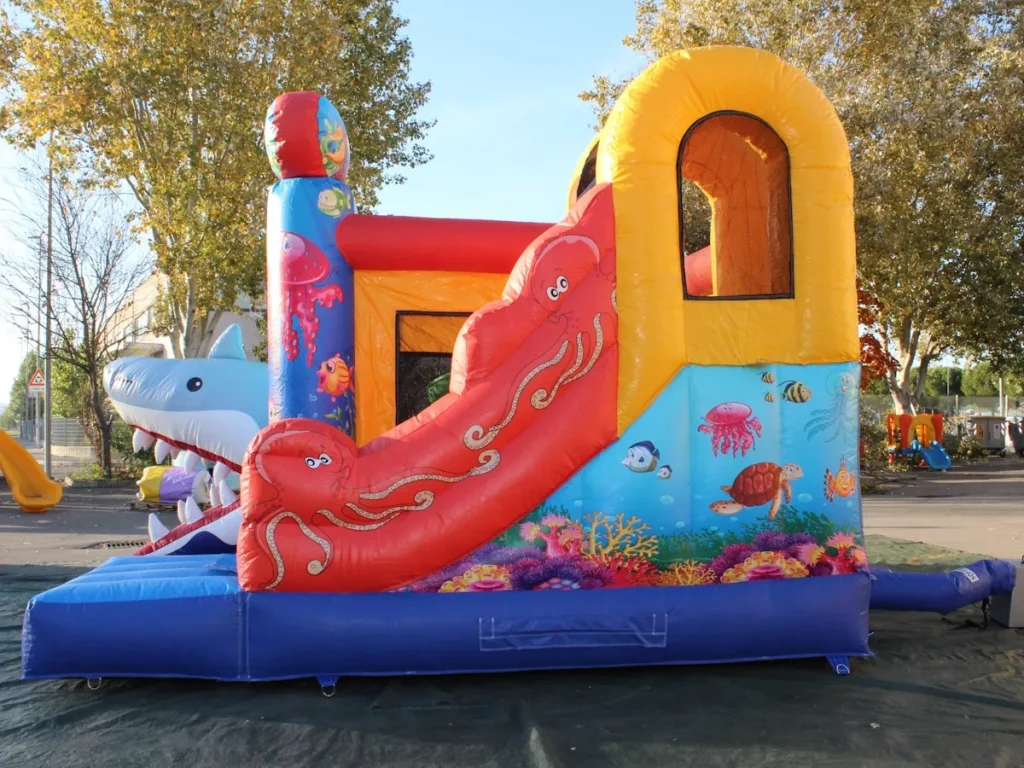 gioco gonfiabile multiattivita bounce slide shark f4 mostra