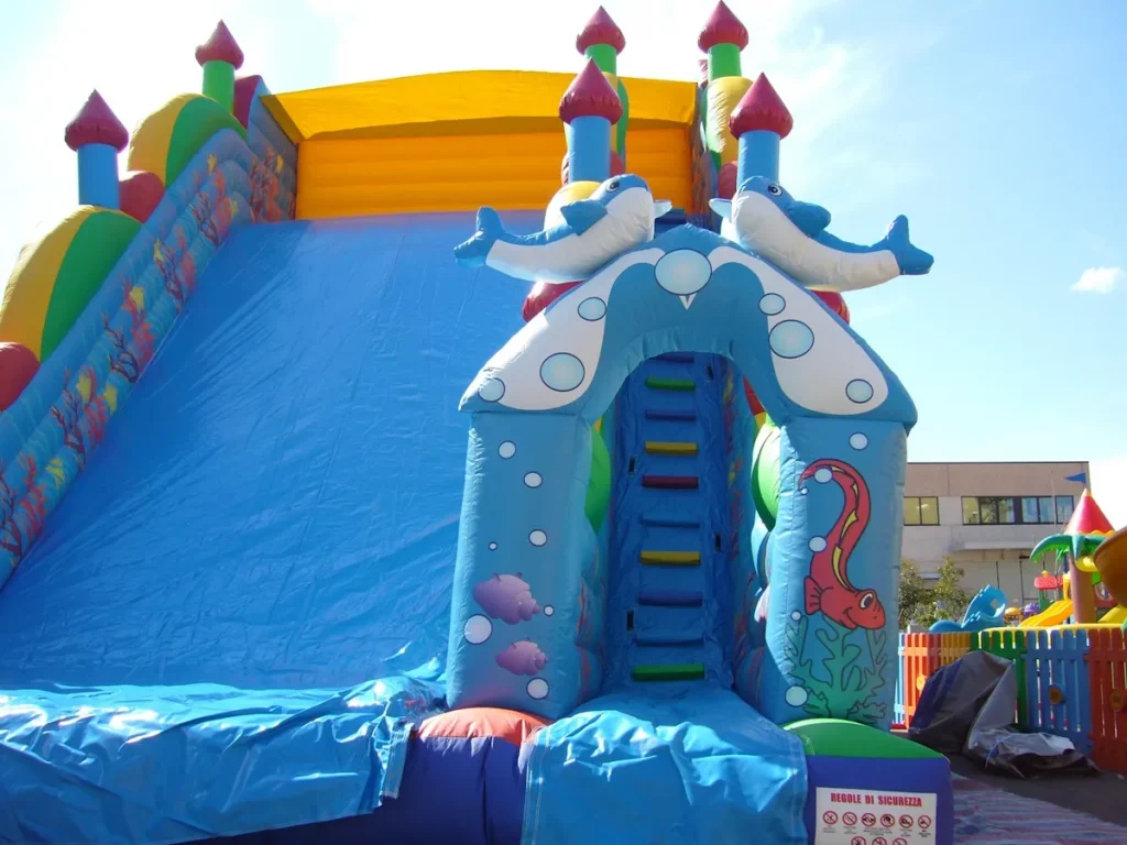 gioco gonfiabile scivolo ocean slide f3 mostra