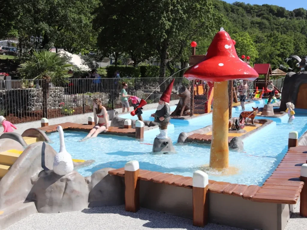 water play kiddie pool 04 f4 hotel