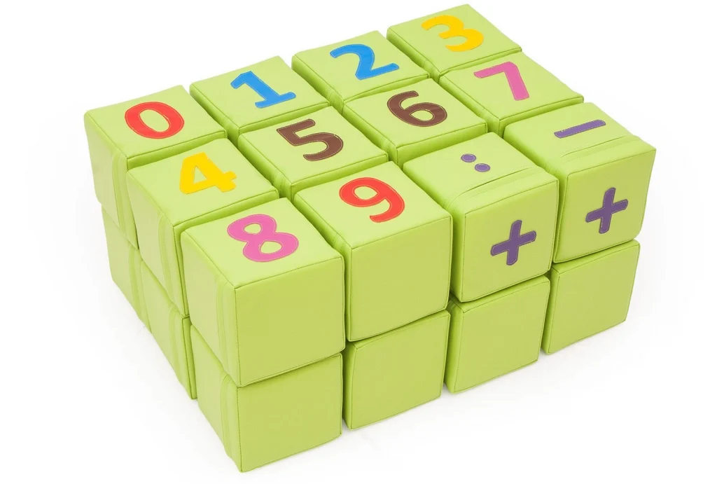 area baby set 24 cubi didattici morbidi f2