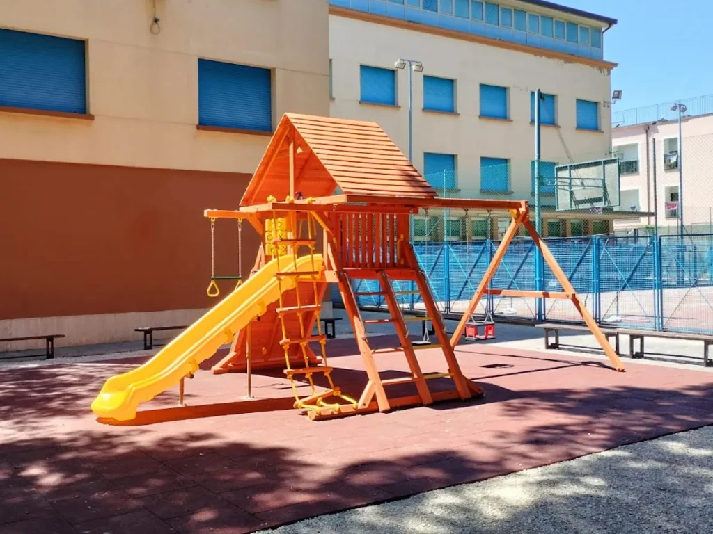 gioco in legno treehouse castle f1 hotel