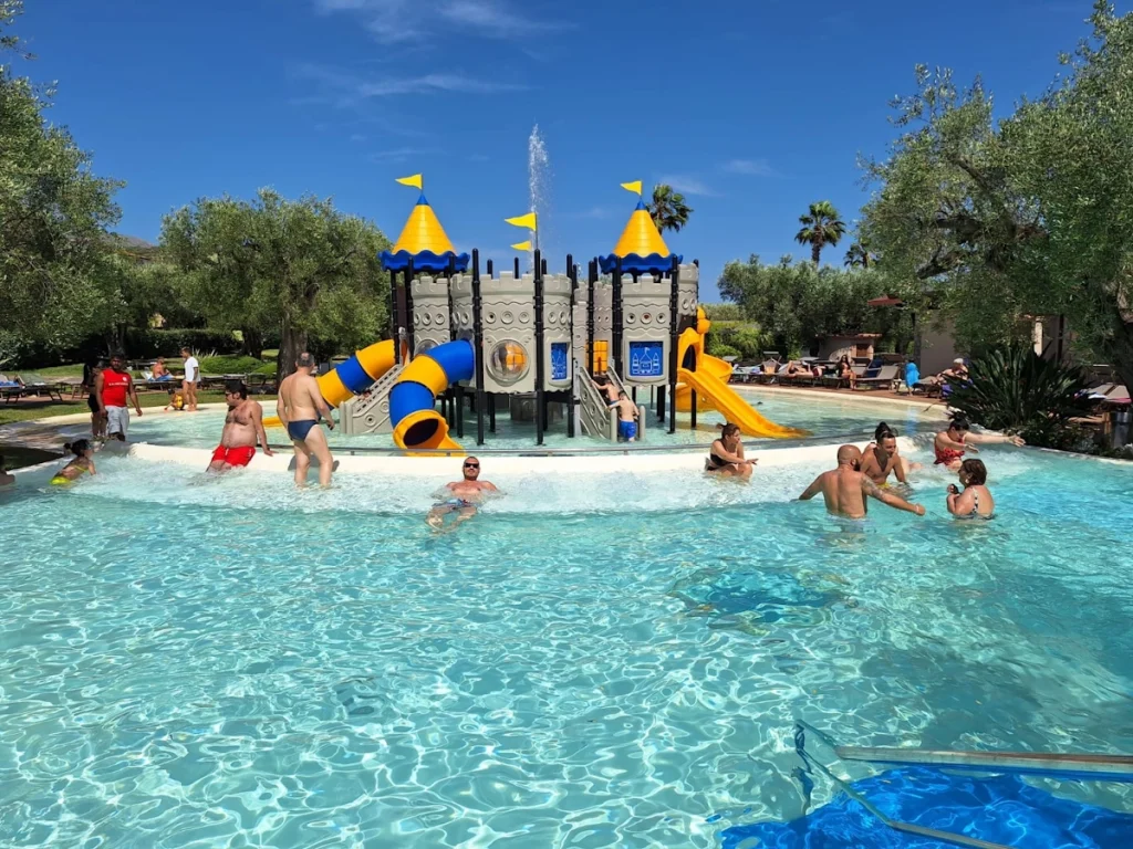 realizzazioni villaggio turistico marina di camerota f3 scivoli per piscine