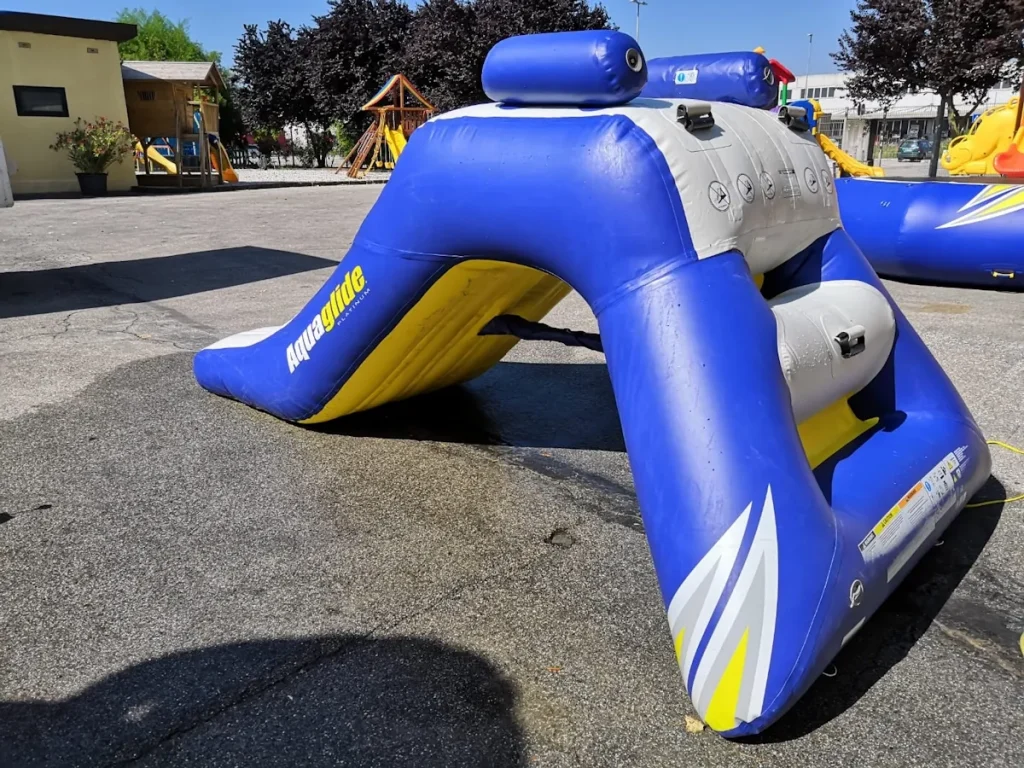 usato aqua slide f2 mostra