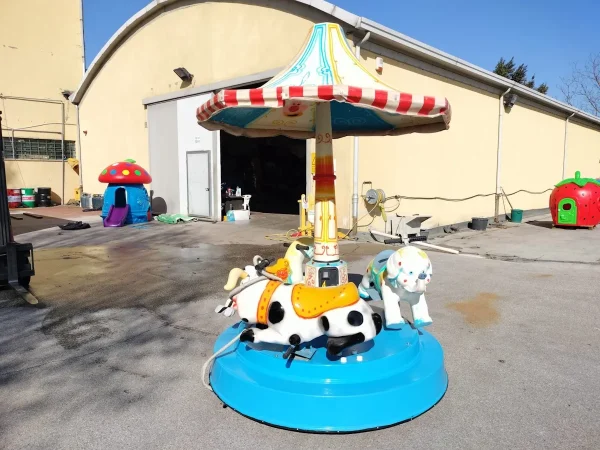 usato kiddie ride giostra girevole 3 soggetti f1 mostra