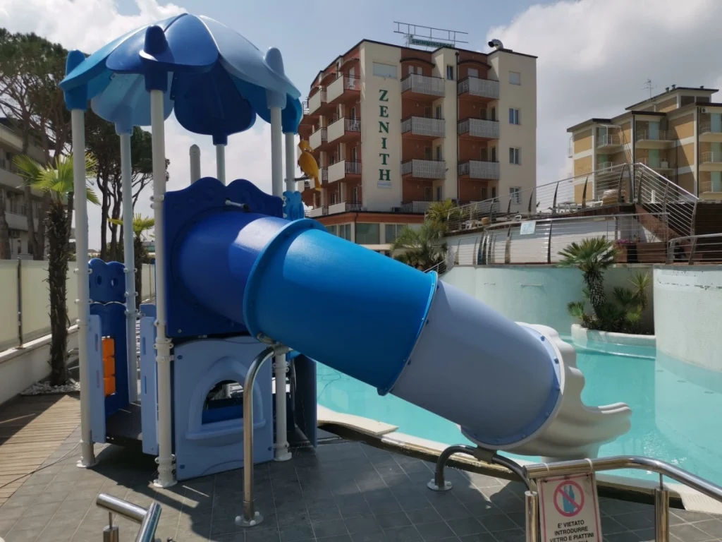 water play fantacastello garden f2 hotel
