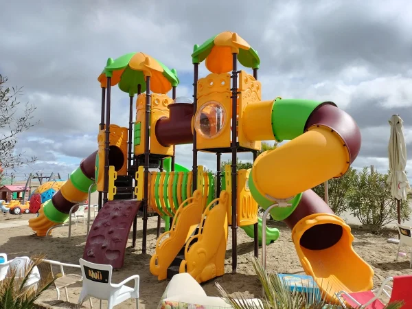 realizzazione stabilimento balneare lido adriano f1 area giochi per bambini