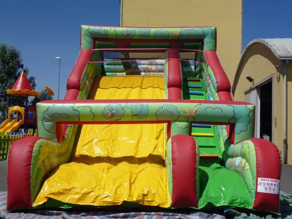 gioco gonfiabile scivolo jungle slide f2