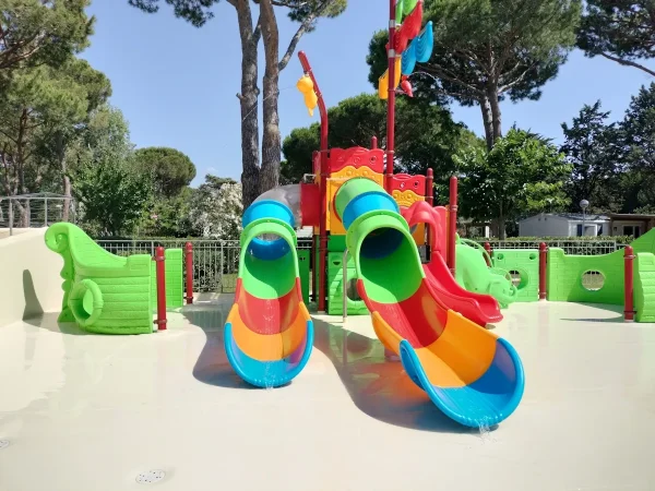 realizzazione villaggio e campeggio bibbona f3 spray park