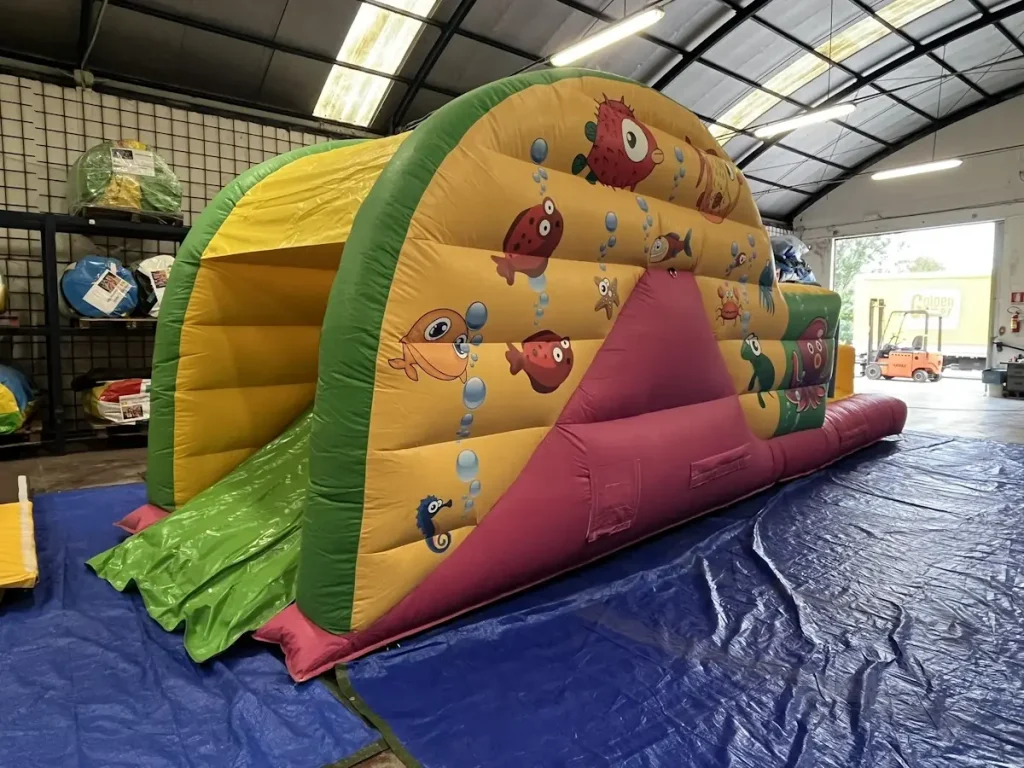 esposizione gioco gonfiabile multiattività beach challenge f3 mostra