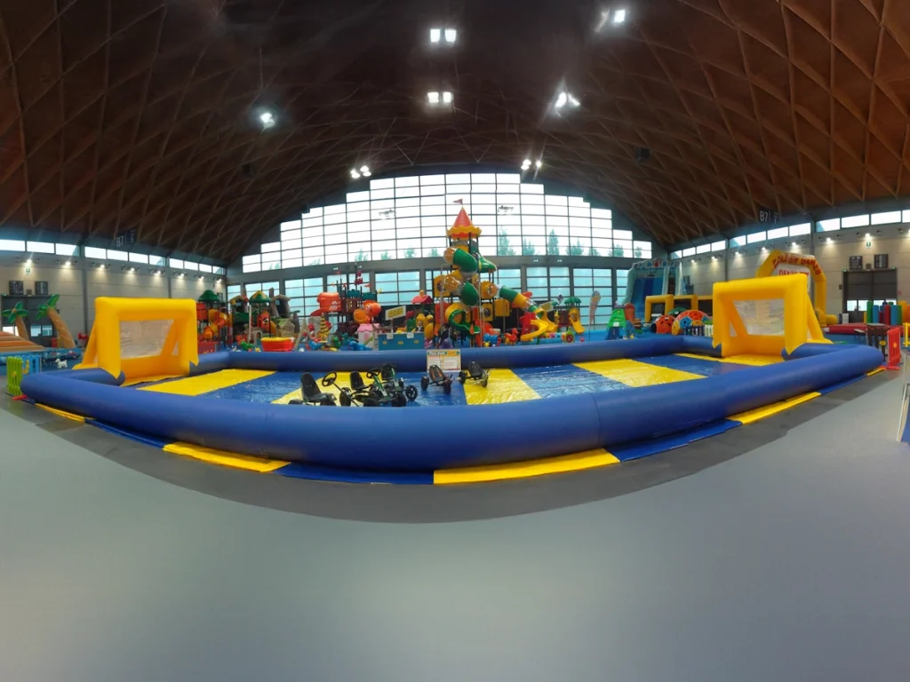 esposizione gioco gonfiabile sportivo calcio saponato campione fiera f1 mostra