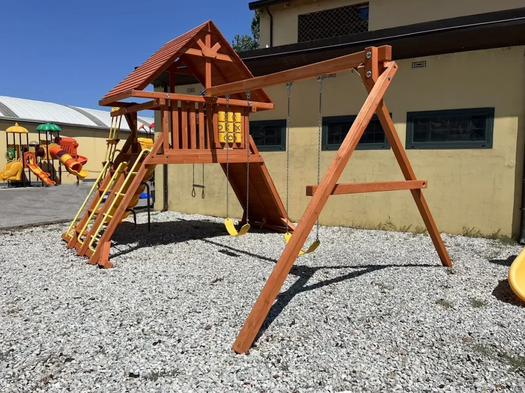 esposizione gioco in legno treehouse castle f4 mostra