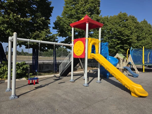 Immagine allegata all'offerta relativa al prodotto "Fantacastello® Park 01 Usato Ricondizionato"