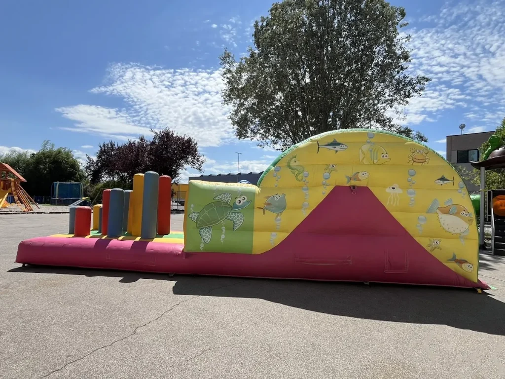 usato gioco gonfiabile multiattivita beach challenge bg f3 mostra