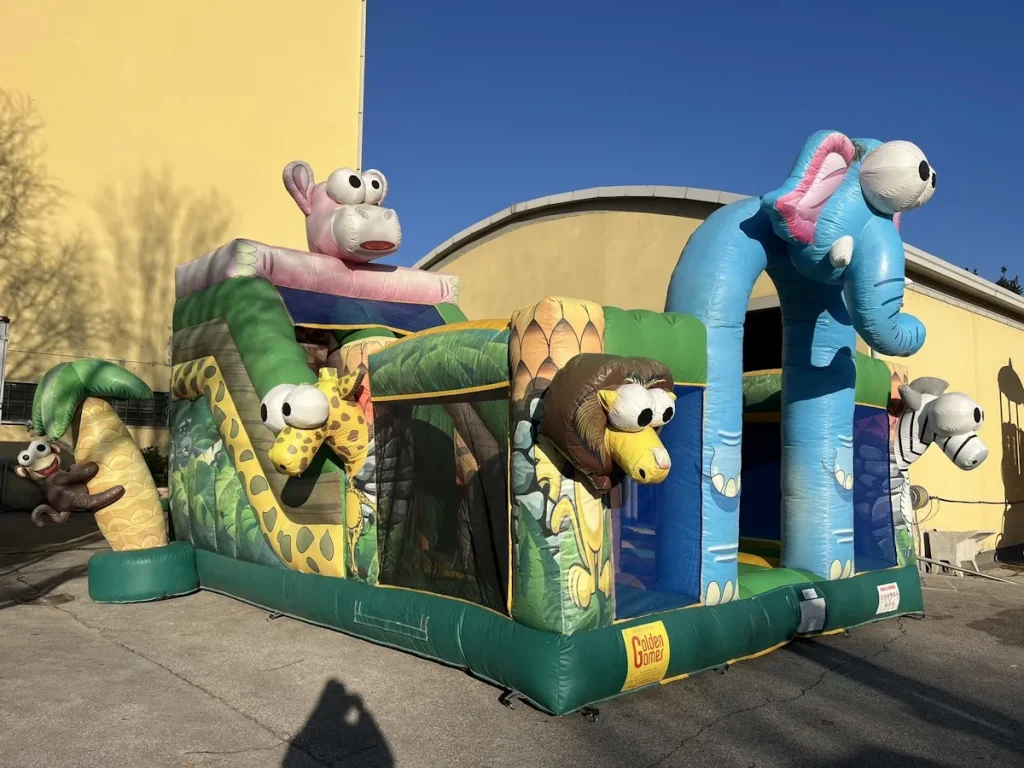 usato gioco gonfiabile multiattivita jungle island bs f2 mostra