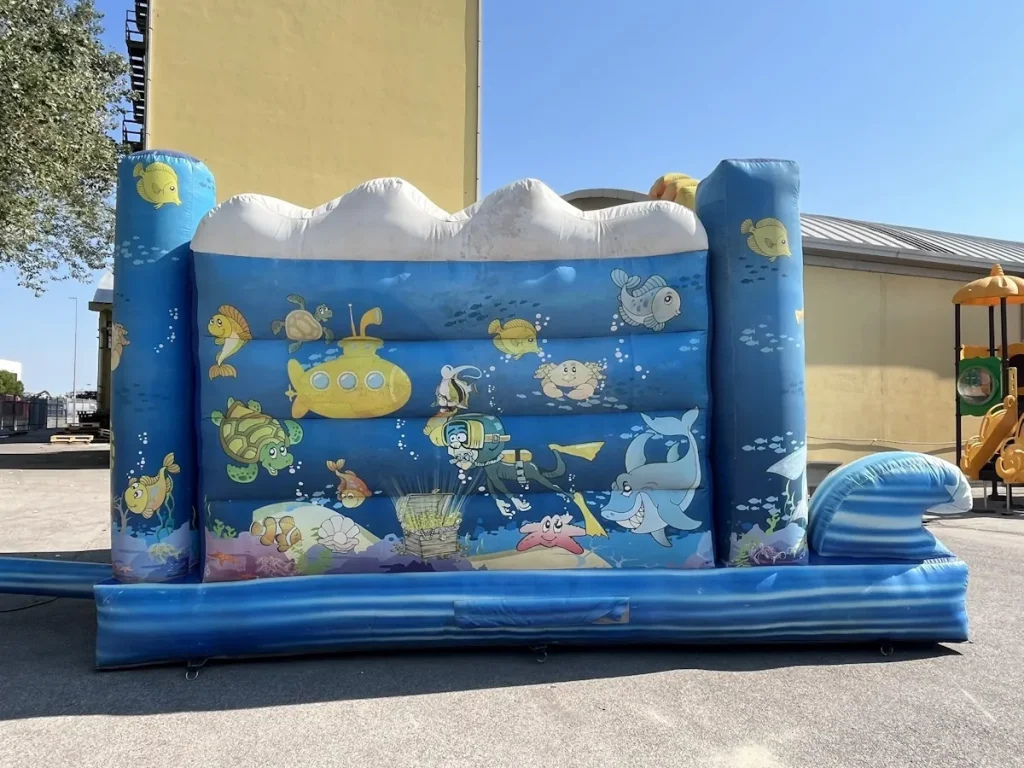 usato gioco gonfiabile salta salta ocean park f6 mostra