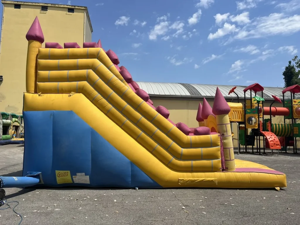 usato gioco gonfiabile scivolo tower slide usato bv f4