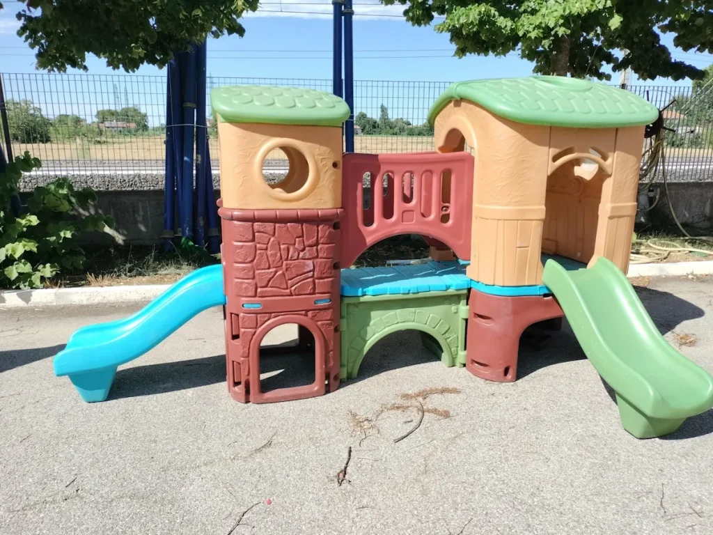 usato gioco per giardino altalena e scivolo fortino avventura colori naturali f2 mostra