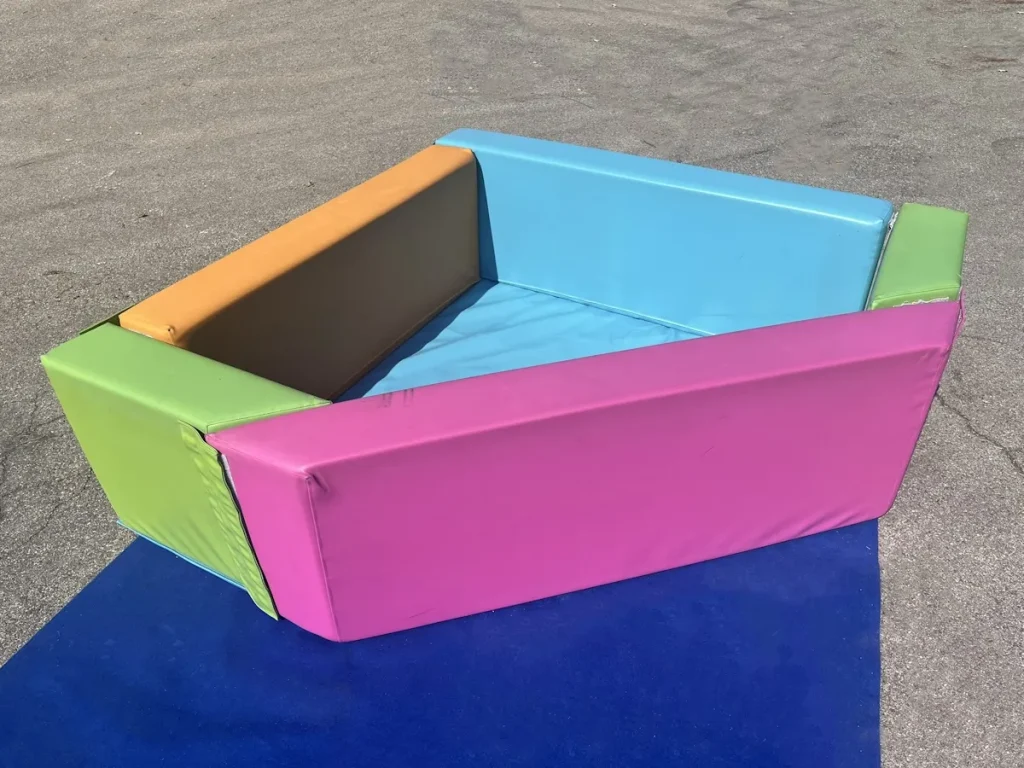 usato vasca di palline angolare f2