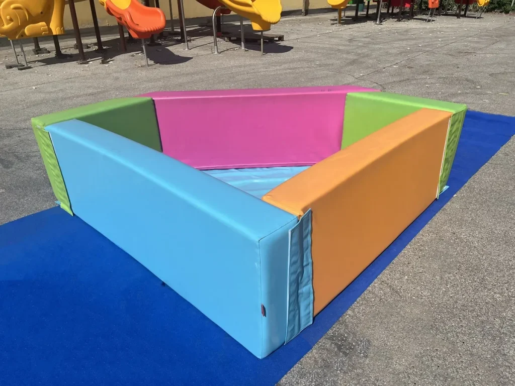 usato vasca di palline angolare f3