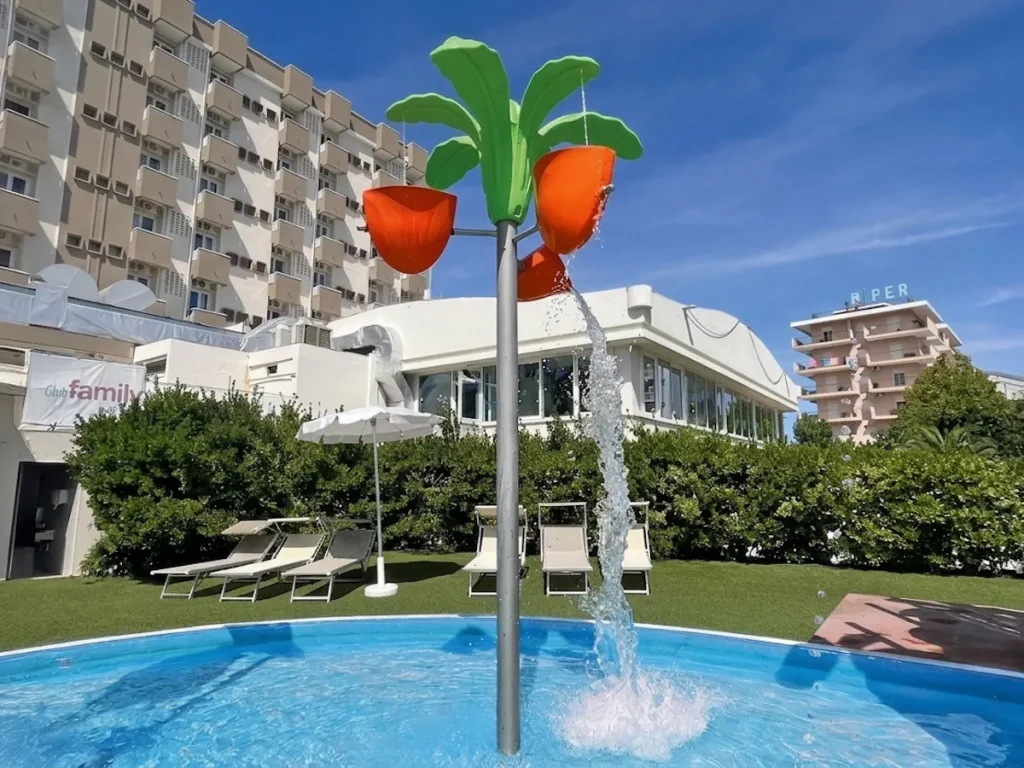 water play coconut splash f1 family hotel