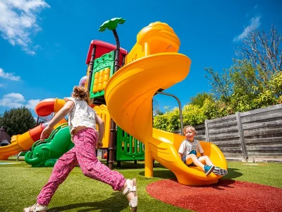 articolo di blog la nuova area gioco in francia f1 parco gioco per bambini