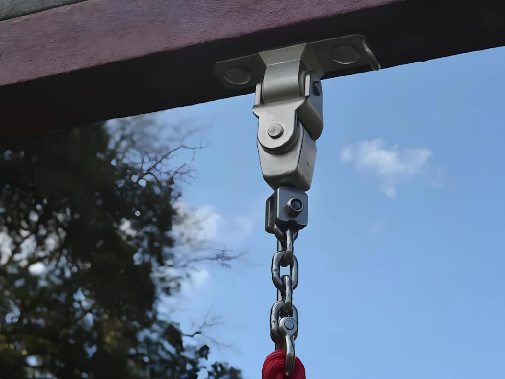 Sicurezza nei Parchi Gioco: la guida completa alla manutenzione e al controllo visivo