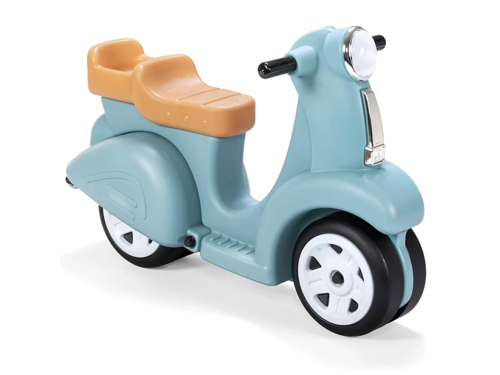 gioco per giardino macchinina e motorino baby scooter f2