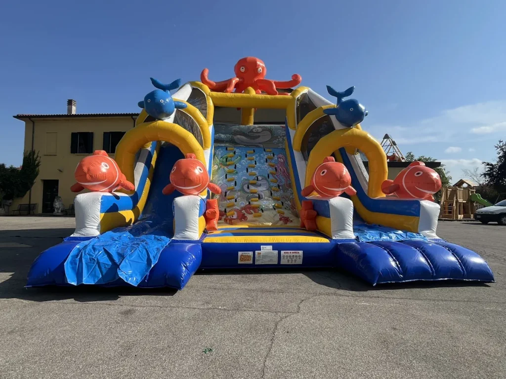 gioco gonfiabile scivolo f1 seaworld slide