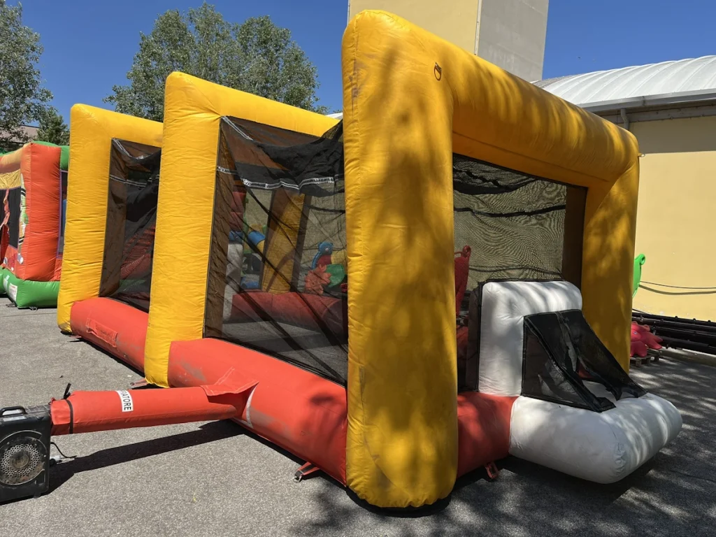 usato gioco gonfiabile sportivo mini soccer arena iq f1 mostra
