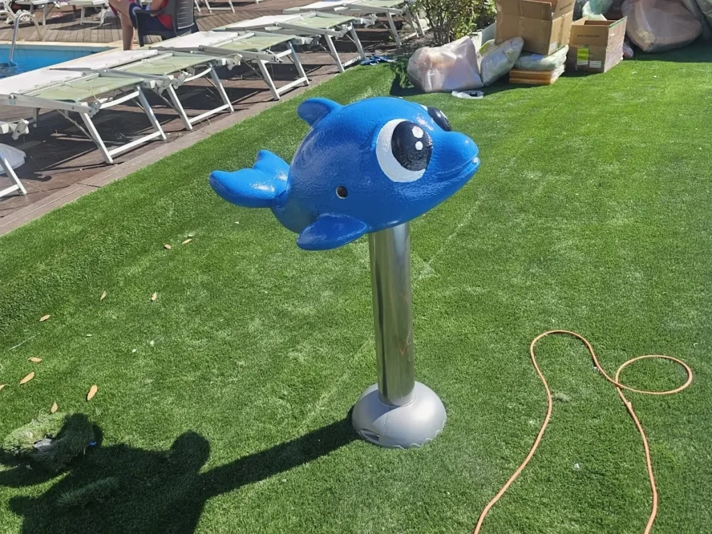 water play dolphin shooter f1 hotel