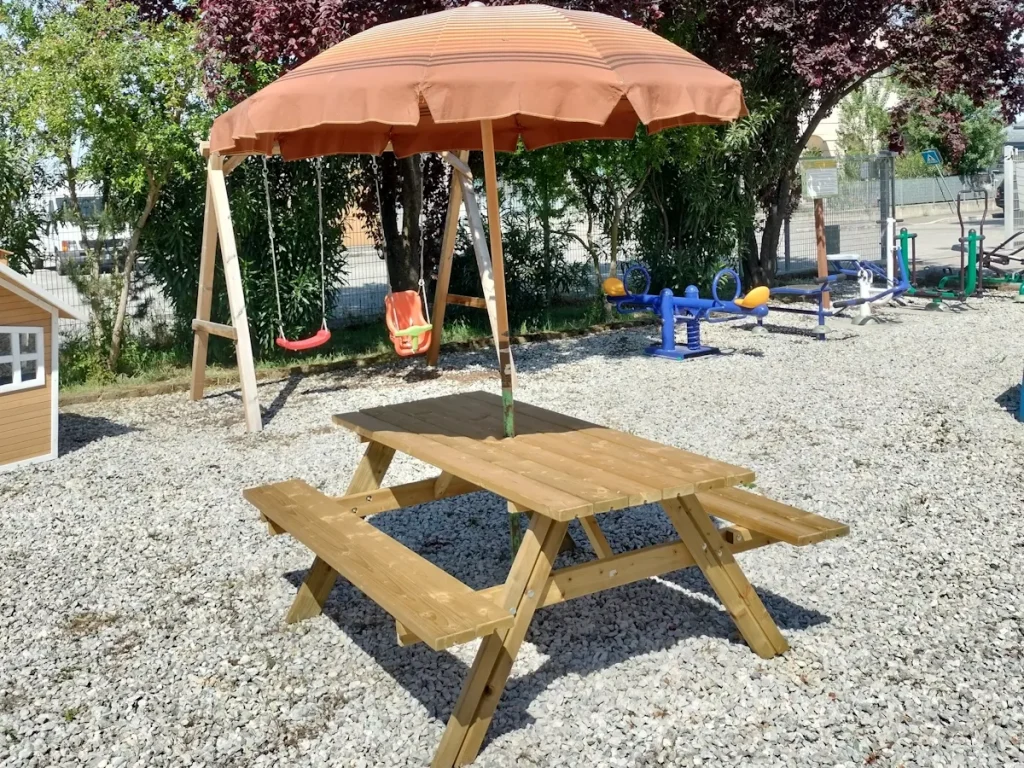 offerta esposizione tavolo pic nic in legno f2 mostra