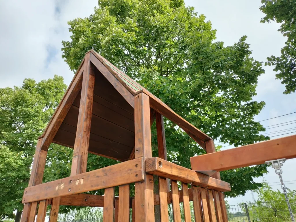 offerta usato gioco in legno rainbow treehouse usato rigenerato f6 mostra