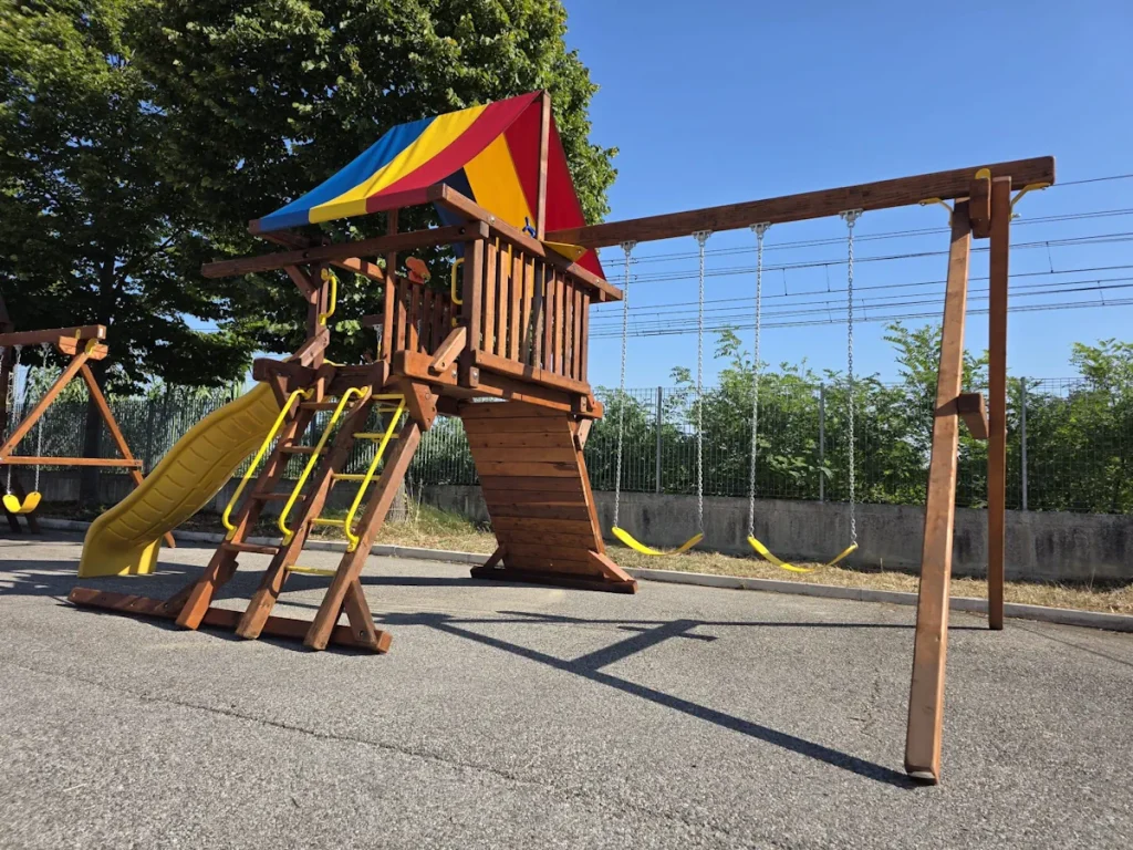 offerta usato gioco in legno treehouse castle usato ricondizionato f3 mostra