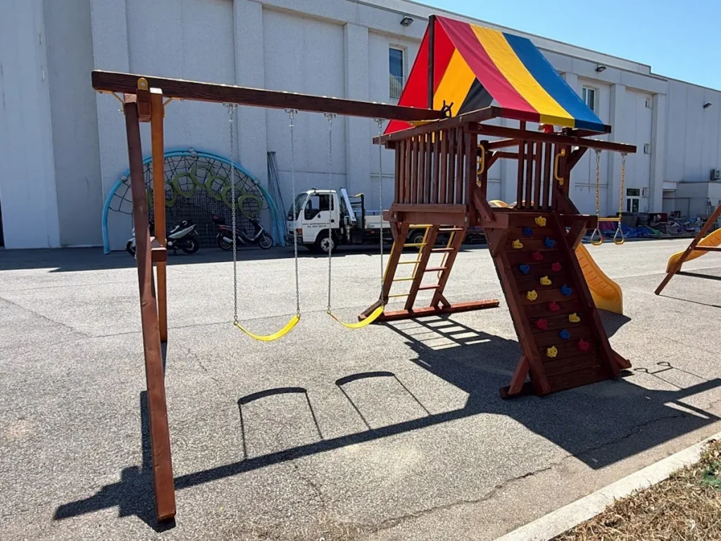 offerta usato gioco in legno treehouse castle usato ricondizionato f5 mostra