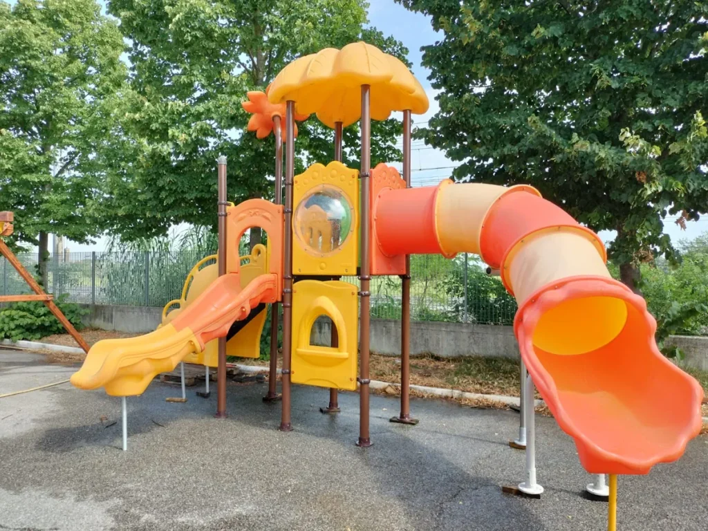 offerta usato playground fantacastello sunny flower tube f2 mostra
