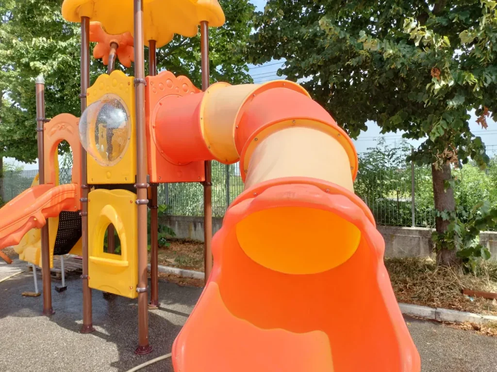 offerta usato playground fantacastello sunny flower tube f3 mostra