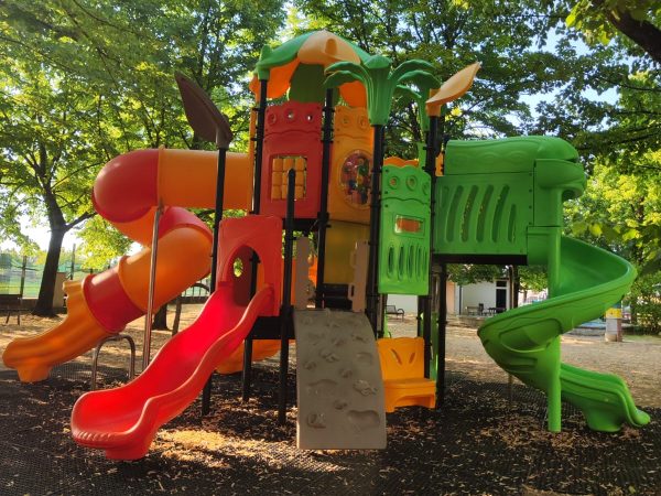 realizzazione parco pubblico e scuole f4 playground fantacastello hawaii
