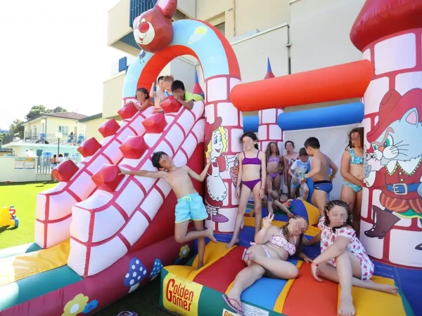 realizzazione hotel bellaria igea marina f2 parco giochi outdoor